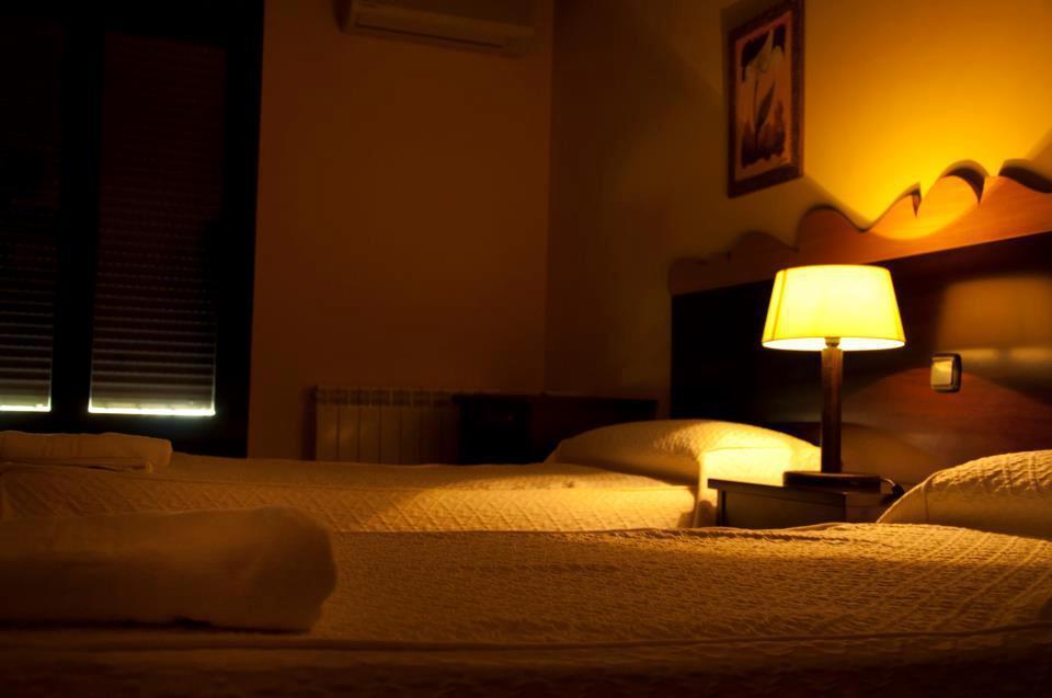 Hotel El Comendador Añón Zimmer foto